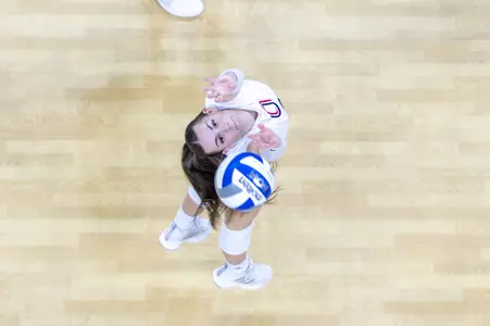 Amanda Hardt leads Omaha to win over NDSU
