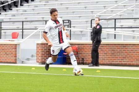 Theo Klein makes a move against ORU