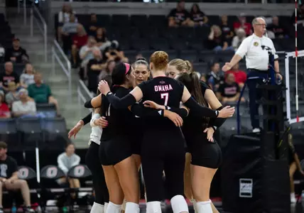 Mavericks huddle