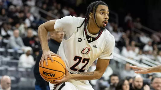 Kamryn Thomas