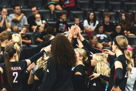 VB huddle