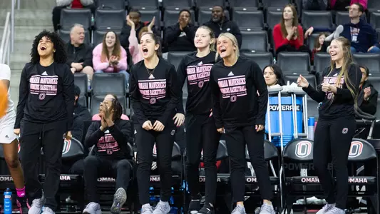 Bench celebrates versus Denver