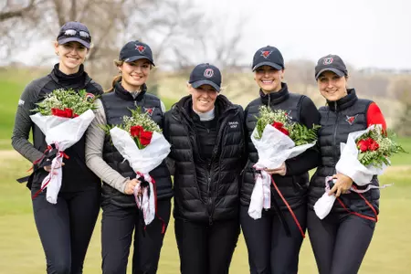 Omaha 24-25 Golf Seniors