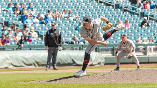 Ben Weber pitching at Creighton
