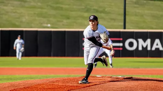 Tanner Foertsch pitching