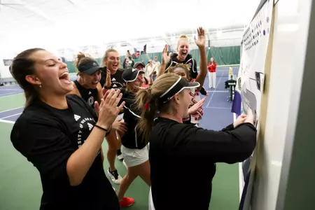 Women's tennis