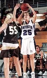 Leslie Schock led the Wildcats with 13 points on Tuesday against Iowa State.