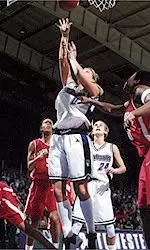 Tami Sears had 17 points and seven rebounds in the Wildcats' loss to intrastate rival Illinois.