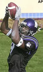 Jovan Witherspoon catches a 16 yard TD pass in Northwestern's game vs. Bowling Green Saturday.