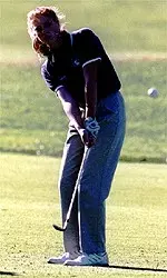 Elizabeth Burden shot a team-best 73 in the second round Friday