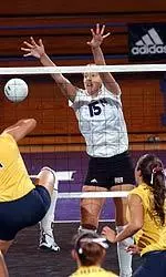 Erika Lange led the Wildcats with 22 kills in their win over Montana on Saturday.