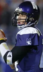 Quarterback Brett Basanez