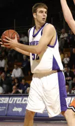 Vince Scott has hit 11 3-pointers over the past five games for the Wildcats.