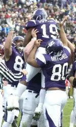 Watch 2007 Northwestern Football highlights.