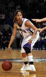 Senior Nadia Bibbs led Northwestern with 15 points against Wisconsin Sunday afternoon at the Kohl Center.