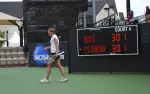 Georgia Rose battled her way to a straight set victory over the nation's fourth-ranked collegiate player Saturday.