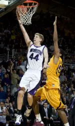 Kevin Coble scored 20 points for the Wildcats in their win Sunday.