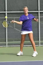 Brittany Wowchuk lost her third-round match at the Riviera/ITA All-American Championships on Sunday.