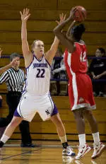 Junior Amy Jaeschke recorded her first double-double of the season, notching 16 points and 15 rebounds while tying a career-high with nine rejections.
