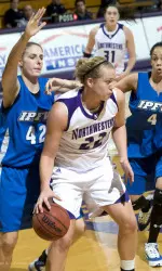 Junior Amy Jaeschke was named co-Big Ten Player of the Week for the second time in her career today.