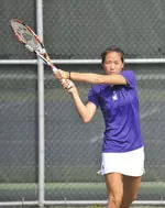 Stacey Lee won her No. 6 singles match against Juliana Pires of Old Dominion, 6-1, 6-3, Saturday.