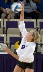 Madalyn Shalter and the Wildcats head to Michigan boasting the best start in the program's history.