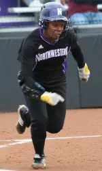 Robin Thompson crushed a run-scoring triple Sunday against No. 10 Washington.