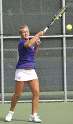 Brittany Wowchuk played in a dual for the first time since Feb. 19 on Friday, winning at No. 3 doubles alongside Elena Chernyakova.