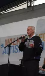 Head coach Joe McKeown and the Wildcats participated in the Walk Now for Autism Speaks Saturday at Soldier Field this past Saturday.