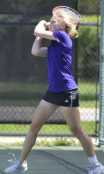 Sophomore Kate Turvy won her No. 4 singles match in straight sets, 6-3, 6-3