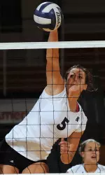 Kathryn Chrystal made a match-best seven blocks Saturday against the Trojans.