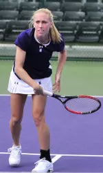Kate Turvy cruised to a 6-1, 6-2 victory on Sunday.