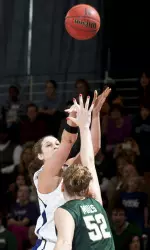 Dannielle Diamant led NU with 16 points Sunday afternoon.
