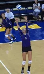Madalyn Shalter recorded her third double-double in as many matches for Northwestern.