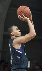 Reggie Hearn scored a game-high 22 points Sunday against Indiana.