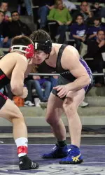 Lee Munster was a 2013 NCAA Qualifier after he received at-large bid. He posted 24-9 record on the season, including 14-3 mark in duals and 5-3 record in Big Ten duals. He captured the 174 lbs. title at the Keystone Classic and placed fifth at Midlands.
