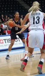 Nia Coffey and Team USA are into the quarterfinals at the 2013 FIBA U19 World Championships.