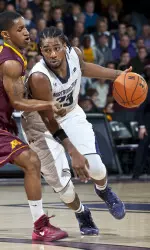 JerShon Cobb topped 20 points for the second consecutive game, notching a game-high 23 Sunday.