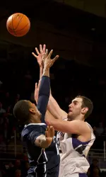 Alex Olah scored a game-high 14 points for the Wildcats.