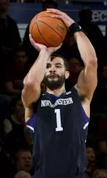 Drew Crawford leads the Wildcats with an average of 15.5 points per game.