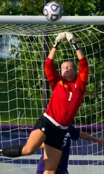 Freshman netminder Lauren Clem is the reigning Big Ten Defensive Player of the Week