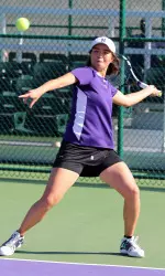 Lok Sze Leung picked up her third win of the weekend with a 6-1, 6-2 victory on Sunday.