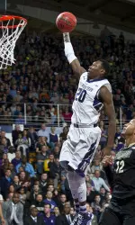 Freshman Scottie Lindsey soared for a pair of dunks against Purdue.