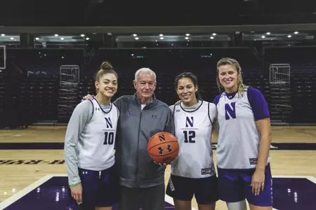 Lindsey Pulliam, Veronica Burton, Abi Scheid