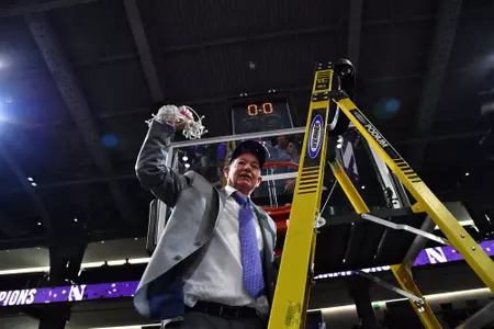 McKeown cutting down net