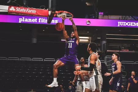 Gaines dunk v. ChiState