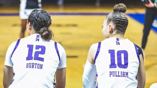 Lindsey Pulliam and Veronica Burton prepare for UCF