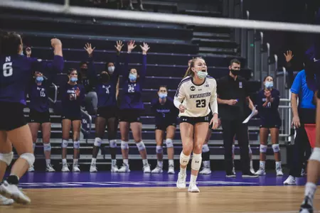 Depaul Blue Demons vs. Northwestern WildcatsVolleyballWelsh-Ryan ArenaEvanston, ILSeptember 18, 2021(Ryan Kuttler/Northwestern Athletics)