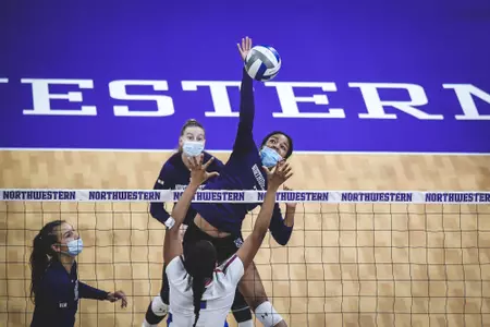 Depaul Blue Demons vs. Northwestern WildcatsVolleyballWelsh-Ryan ArenaEvanston, ILSeptember 18, 2021(Ryan Kuttler/Northwestern Athletics)