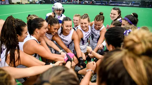 2022 field hockey huddle vs UVA